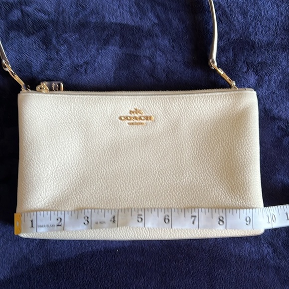 Coach Lyla Crossbody Ivory Color - Picture 10 of 14